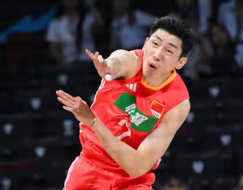 开云登录-清晨体能课后,犹他爵士绝杀压哨备战NBA总决赛,悬念犹存,赛程密集仍需轮换的简单介绍