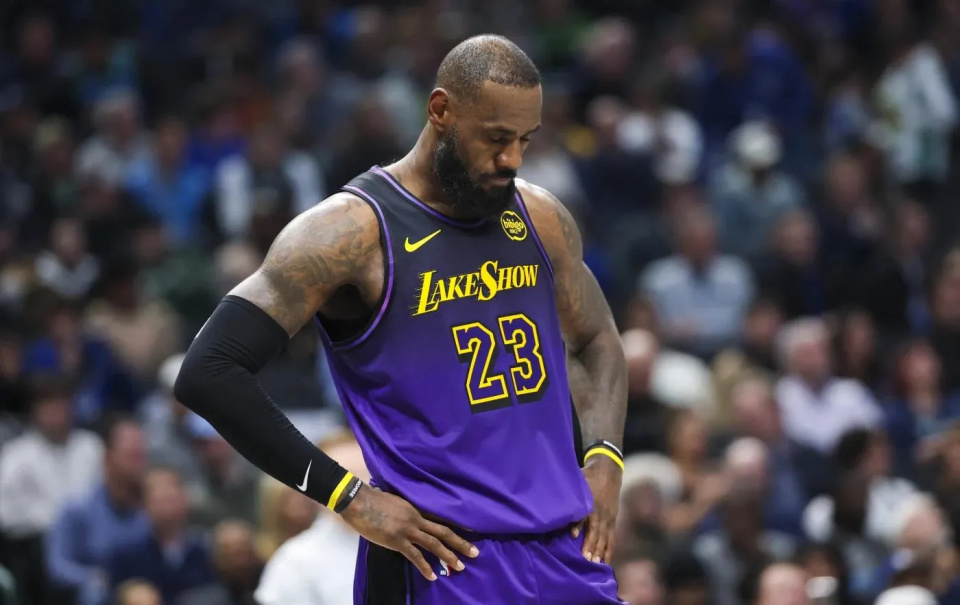 开云入口-罗马迎NBA季后赛关键赛；窗口期调整名单；更衣室稳定；控场能力受关注的简单介绍